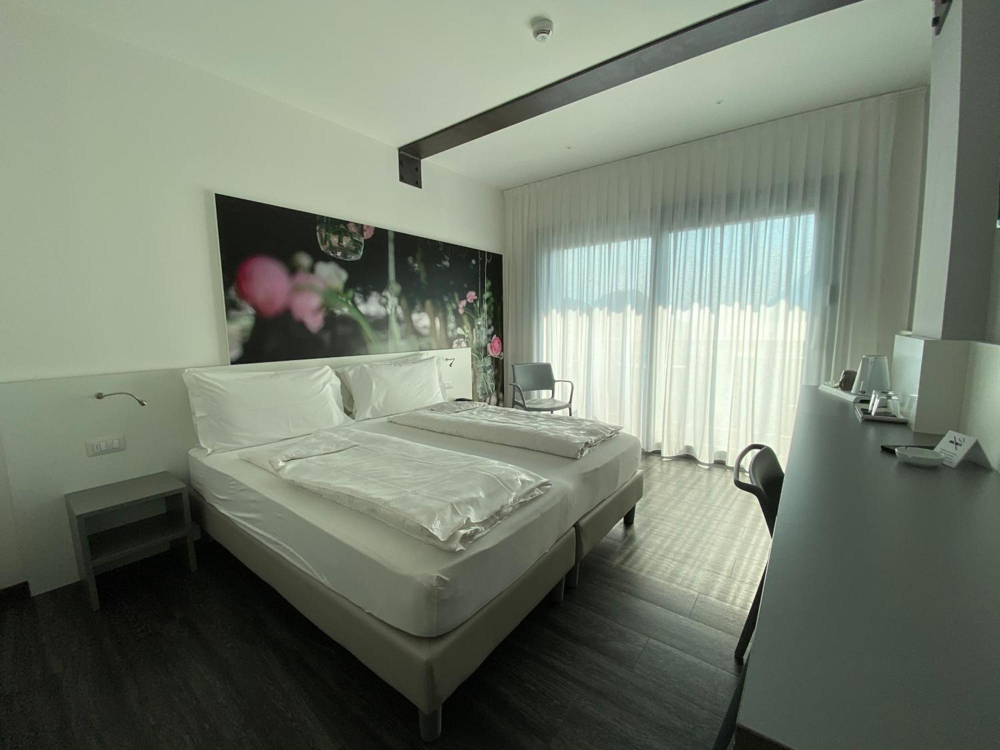 Hotel Riviera Riva del Garda Extérieur photo
