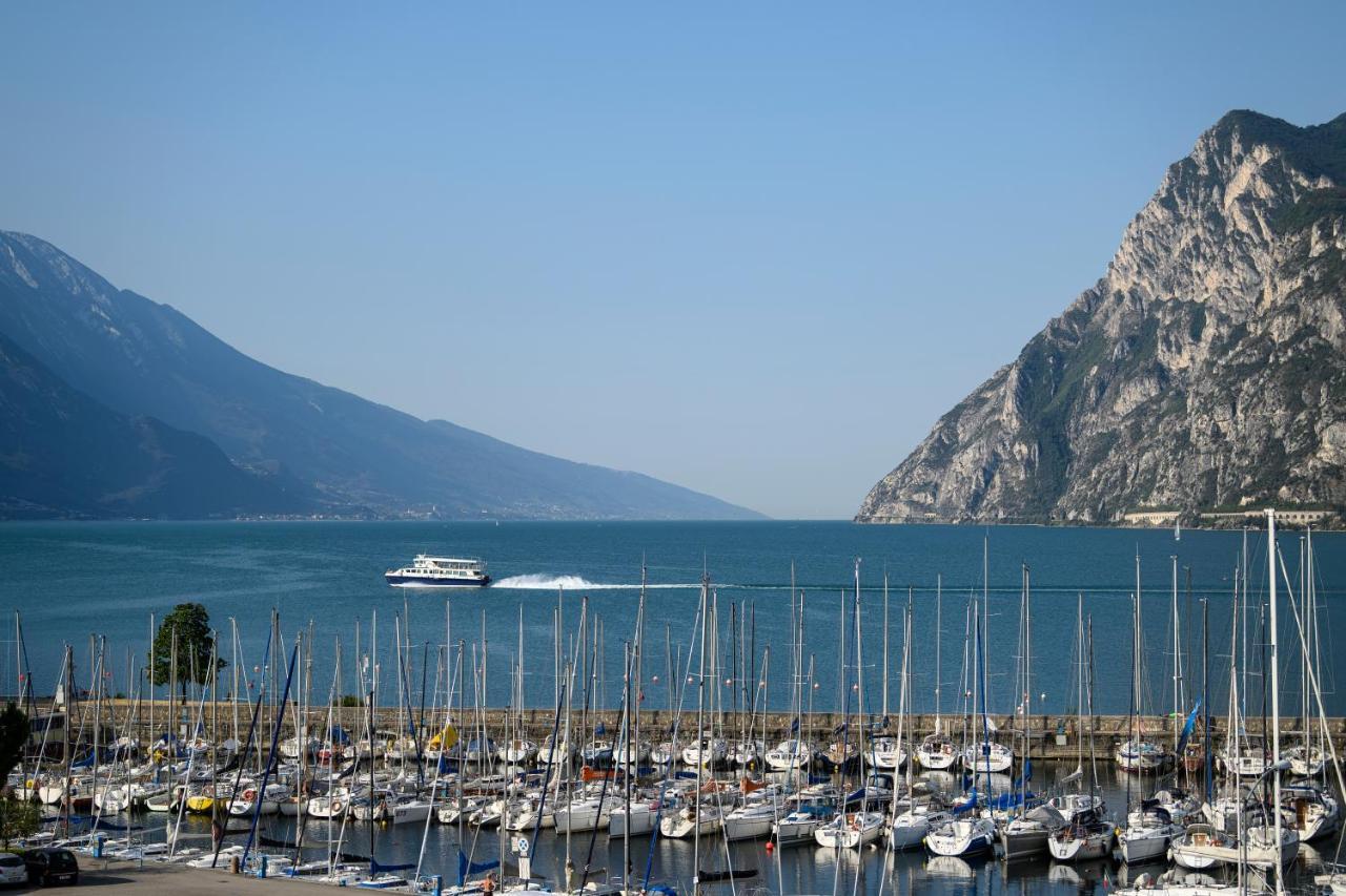 Hotel Riviera Riva del Garda Extérieur photo