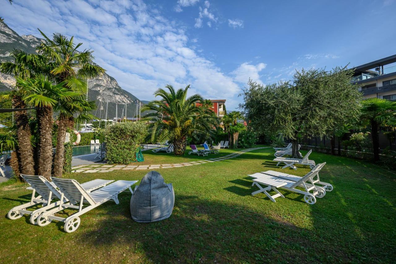 Hotel Riviera Riva del Garda Extérieur photo